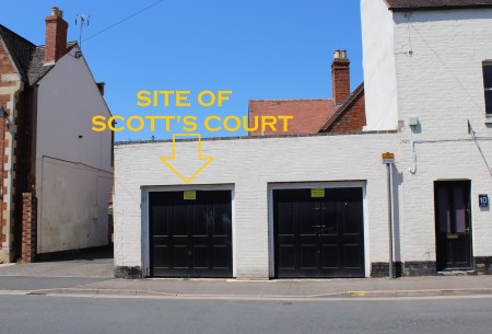 Scott's Alley, Oldbury Road end